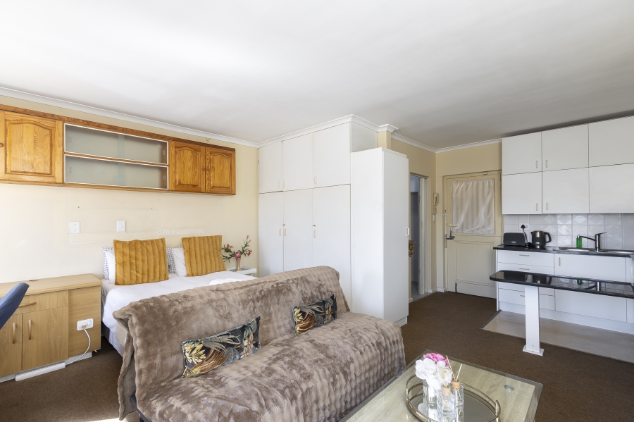 To Let 1 Bedroom Property for Rent in Van Ryneveld Western Cape